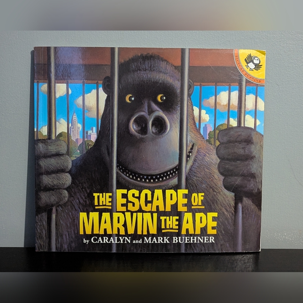 4/$10 📚‎ The Escape of Marvin the Ape By Caralyn & Mark Buehner